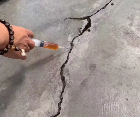 围场混凝土裂缝修补技术详解​